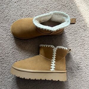 Cozy Tan women’s Boots
